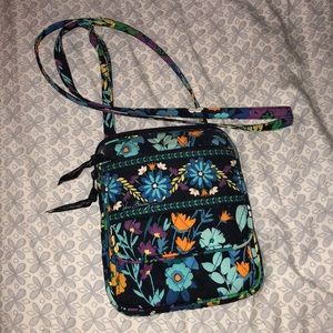 Vera Bradley crossbody bag
